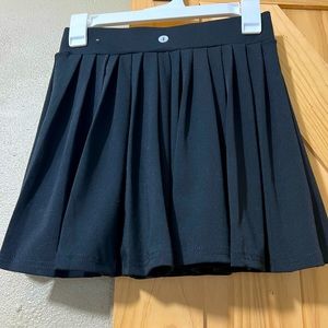 Active Indero skirt with shorts underneath